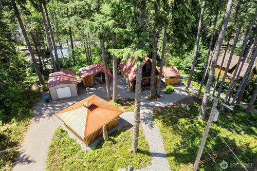 321 Paradise Dr, Ashford, WA, 98304-9725 | Card Image