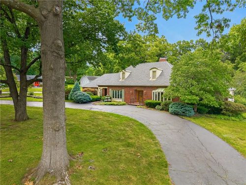 3408 Shady Bend Dr, Independence, MO, 64052-2817 | Card Image
