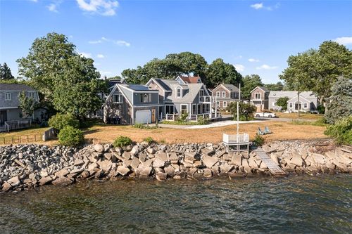 10 Blanding Ave, Barrington, RI, 02806-1311 | Card Image