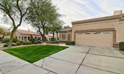 8379 W Oraibi Dr, Peoria, AZ, 85382-8744 | Card Image