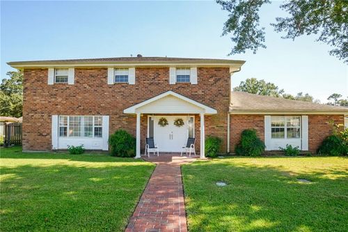 15 Lasso Lane, St Rose, LA, 70087 | Card Image