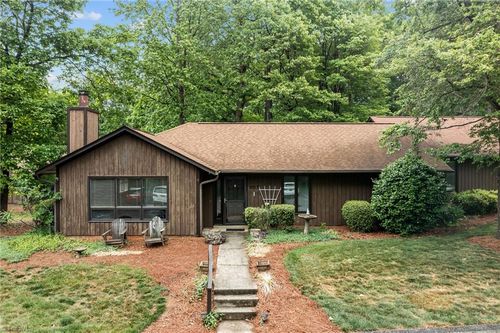 2513 Cottage Pl, Greensboro, NC, 27455-2916 | Card Image