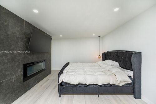 2-10954 Sw 157th Ter, Miami, FL, 33157-1202 | Card Image