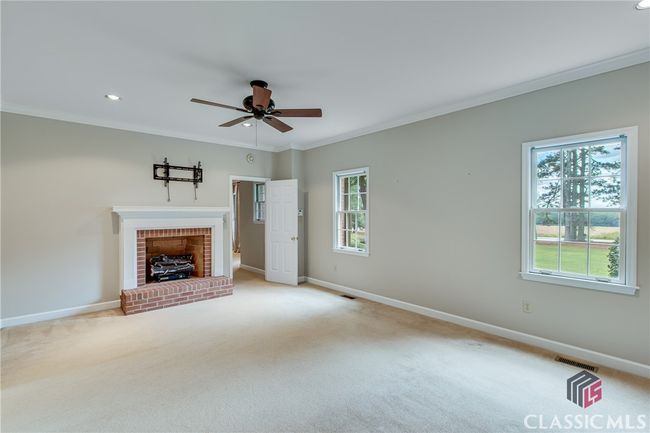 398 Collier Church Rd, House other with 4 bedrooms, 3 bathrooms and 4 parking in Comer GA | Image 47