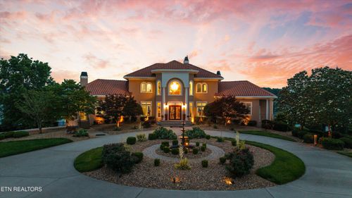 3801 Jackson Bend Dr, Louisville, TN, 37777-3776 | Card Image