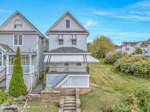 307 Crown Ave, Scranton, PA, 18505-2017 | Card Image