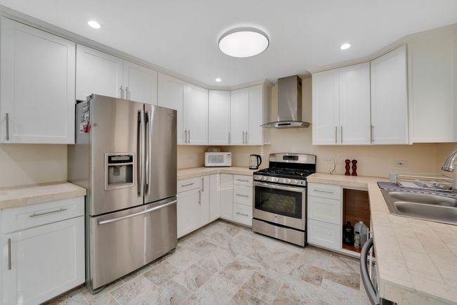 11026 S Worth Ave, House other with 4 bedrooms, 3 bathrooms and 6 parking in Worth IL | Image 8