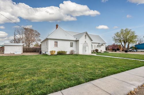 404 N 3rd St, Nyssa, OR, 97913-3320 | Card Image