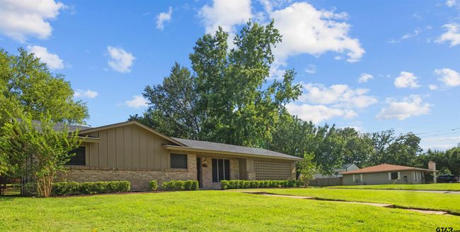 1330 Powers Powers Dr, House other with 3 bedrooms, 2 bathrooms and null parking in Tyler TX | Image 5