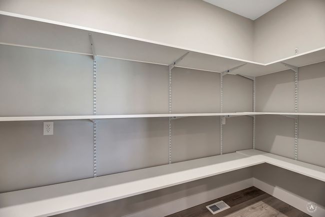 2958 Vista View Ave, Condo with 3 bedrooms, 2 bathrooms and null parking in Helena MT | Image 11