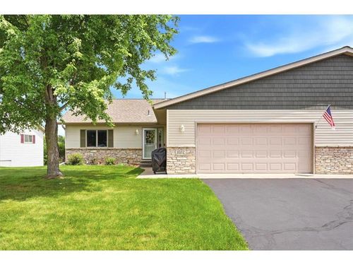 38-1022 W Ridge Ct, NEW RICHMOND, WI, 54017-1465 | Card Image