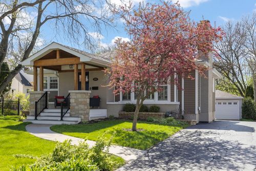 296 Kenilworth Ave, Glen Ellyn, IL, 60137-4965 | Card Image