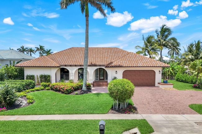 284 Polynesia Ct, House other with 3 bedrooms, 2 bathrooms and null parking in MARCO ISLAND FL | Image 6