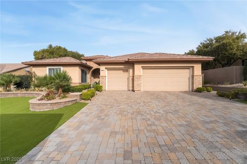 24 Kittansett Loop, Henderson, NV, 89052-6694 | Card Image