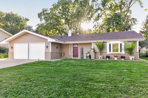 2S054 Avondale Ln, Lombard, IL, 60148-5305 | Card Image