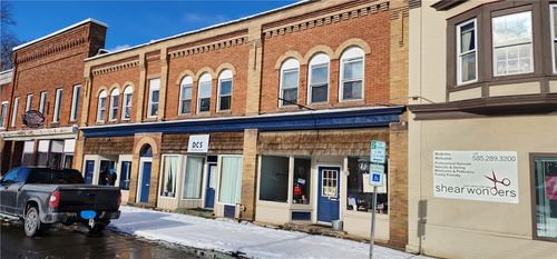8 W Main Street, Manchester, NY, 14548 | Card Image