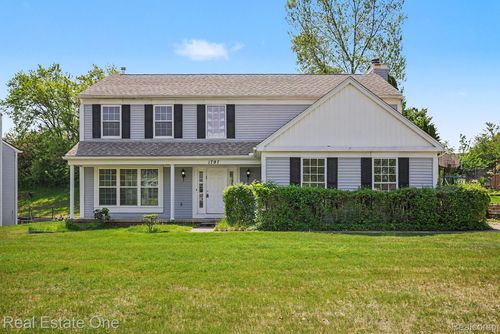 1797 Poppleton Dr, West Bloomfield, MI, 48324-1148 | Card Image