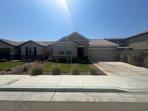 651 Pinelli Dr, Los Banos, CA, 93635-3981 | Card Image