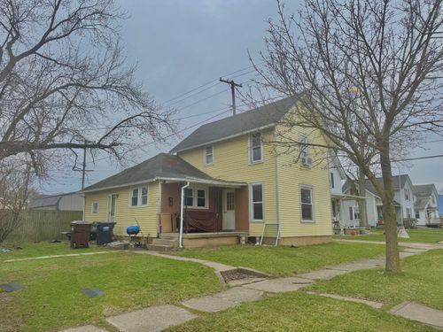 511 W Maple St, Willard, OH, 44890-1023 | Card Image