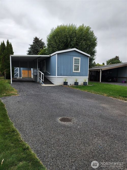 unit-86-3010 W Peninsula Dr, Moses Lake, WA, 98837-2991 | Card Image