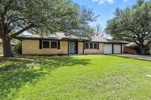4721 Whistler Dr, Fort Worth, TX, 76133-5119 | Card Image