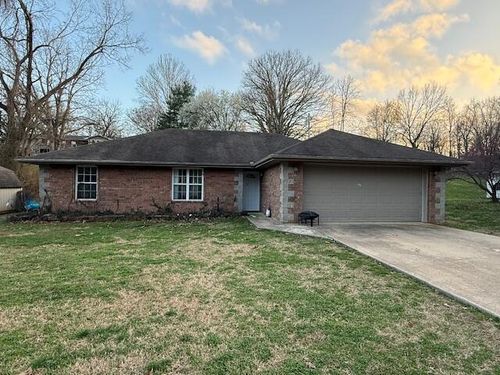 27 Sunset Dr, Cassville, MO, 65625-1757 | Card Image