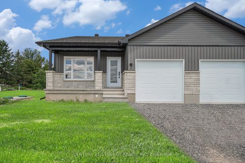 15 Vicky Crt, Hammond, ON, K0A2A0 | Card Image