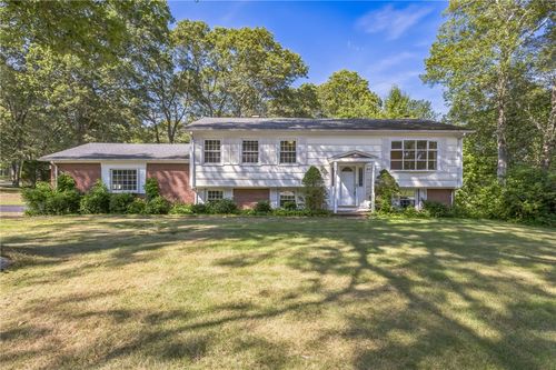 51 Whitman Dr, North Kingstown, RI, 02852-1036 | Card Image