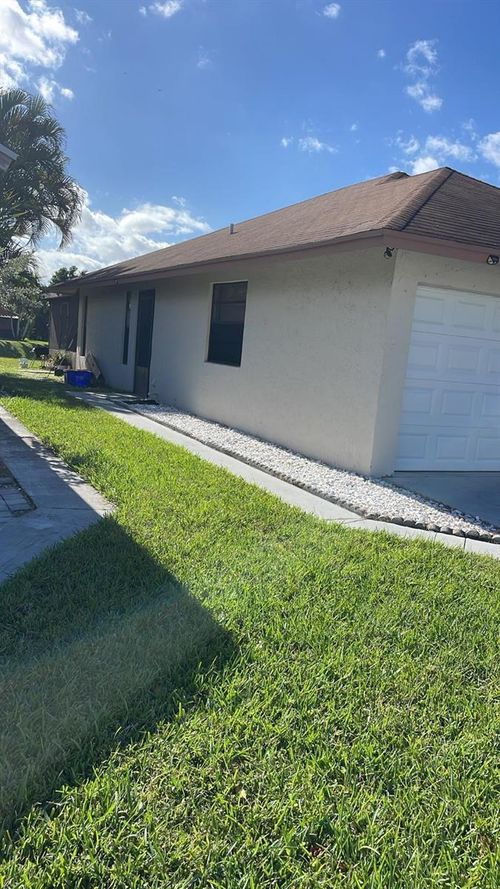 1380 Longarzo Pl, West Palm Beach, FL, 33415-4766 | Card Image