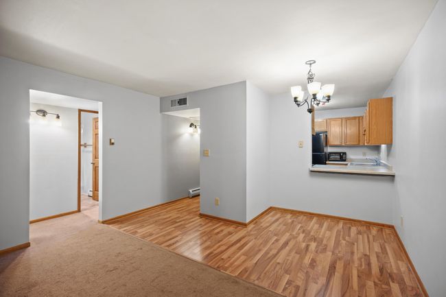 4050 W Rivers Edge Cir, Condo with 2 bedrooms, 1 bathrooms and null parking in Brown Deer WI | Image 14