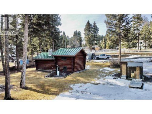 4895 Meesquono Trail, 108 Mile Ranch, BC, V0K2Z0 | Card Image