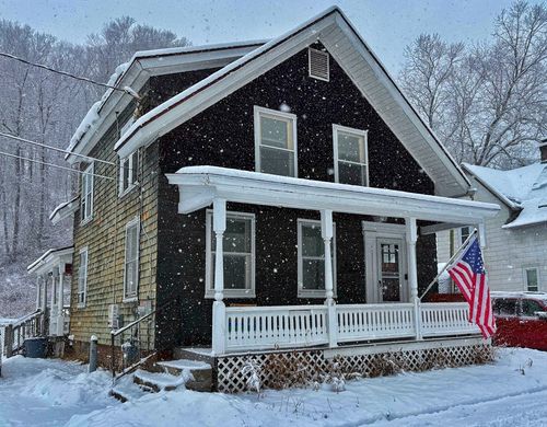 8 Water St, Greenfield, MA, 01301-3856 | Card Image