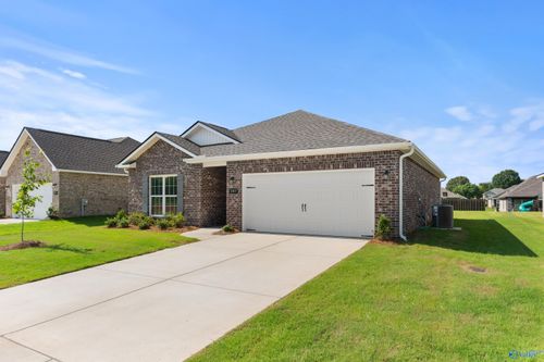 307 Keller Dr, Hazel Green, AL, 35750-5511 | Card Image