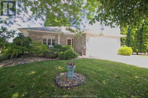 3 Churchill Park Rd, Chatham, ON, N7M6M2 | Card Image