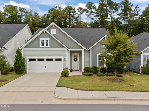 586 Middleton Pl, Chapel Hill, NC, 27516-4251 | Card Image