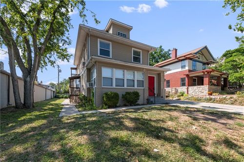 4244 Terrace St, Kansas City, MO, 64111-4159 | Card Image