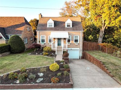 908 Davis Ave, House other with 2 bedrooms, 1 bathrooms and null parking in Brighton Heights PA | Image 1