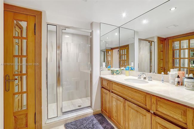 APT-1412 - 16425 Collins Ave, Condo with 2 bedrooms, 2 bathrooms and null parking in Sunny Isles Beach FL | Image 39