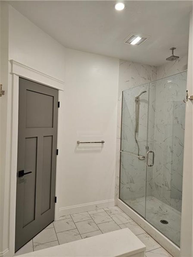 801 Wimbledon Dr, House other with 2 bedrooms, 1 bathrooms and 4 parking in Mount Pleasant PA | Image 9