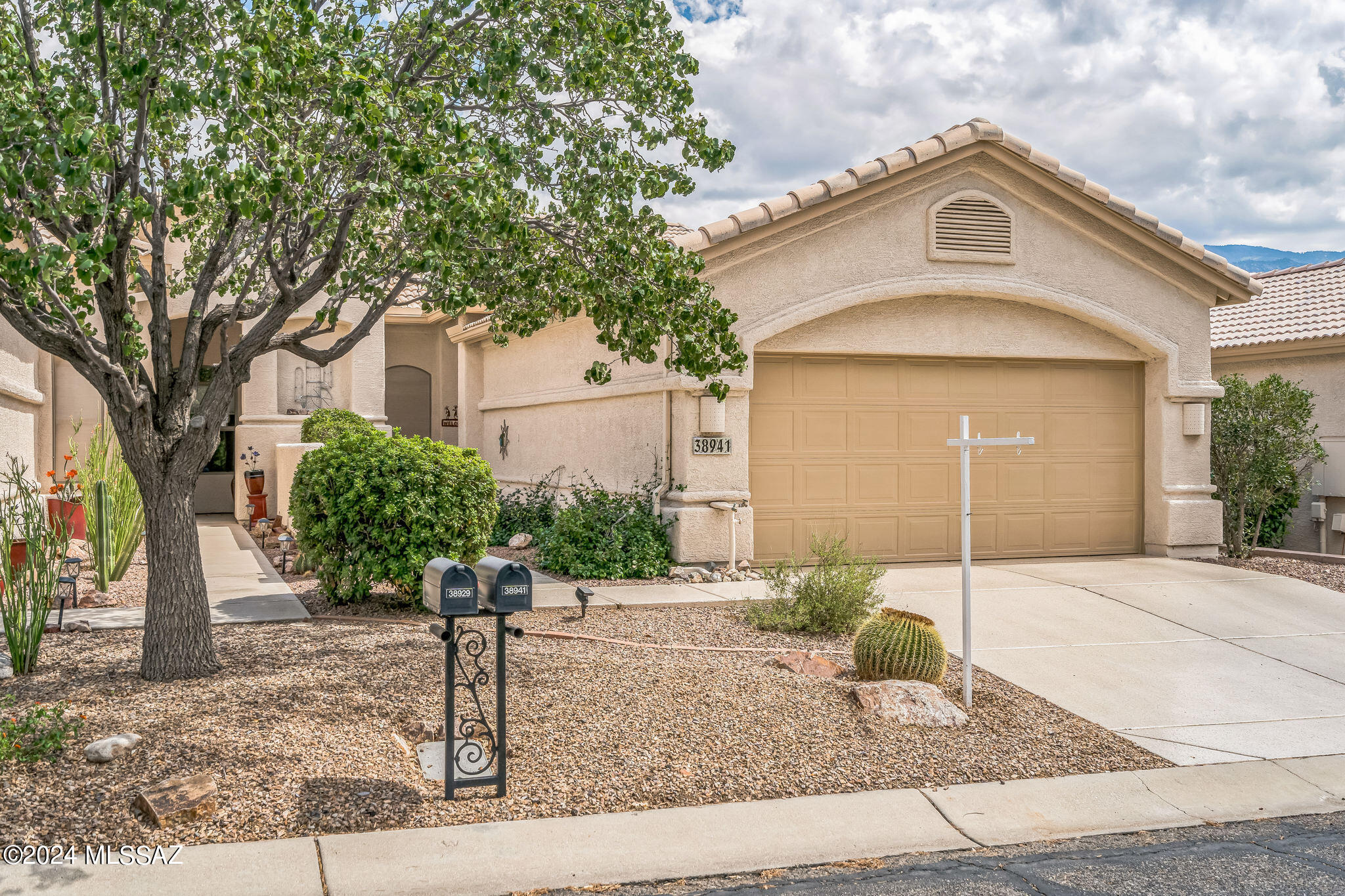 Casual Dr, Tucson, AZ 85739