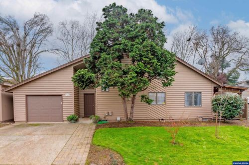 226 N Cedar Terrace Ct, Stayton, OR, 97383 | Card Image