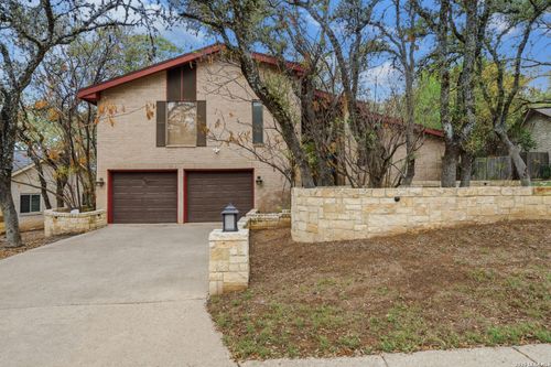3511 Hunters Cir, San Antonio, TX, 78230-2812 | Card Image