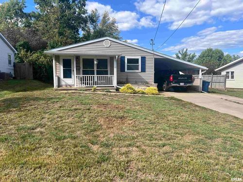 203 Plum St, Anna, IL, 62906-1138 | Card Image