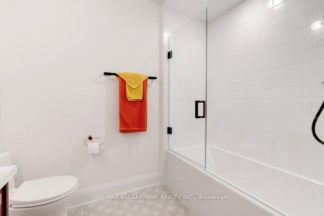 308 - 1210 Thorpe Rd, Condo with 3 bedrooms, 2 bathrooms and 1 parking in Burlington ON | Image 27