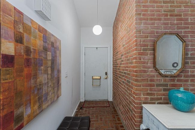 91 Glen Dr, Condo with 2 bedrooms, 2 bathrooms and null parking in Worthington OH | Image 7