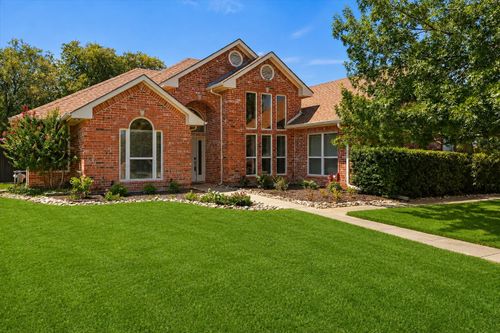 415 Valley View Ln, Krum, TX, 76249-5173 | Card Image