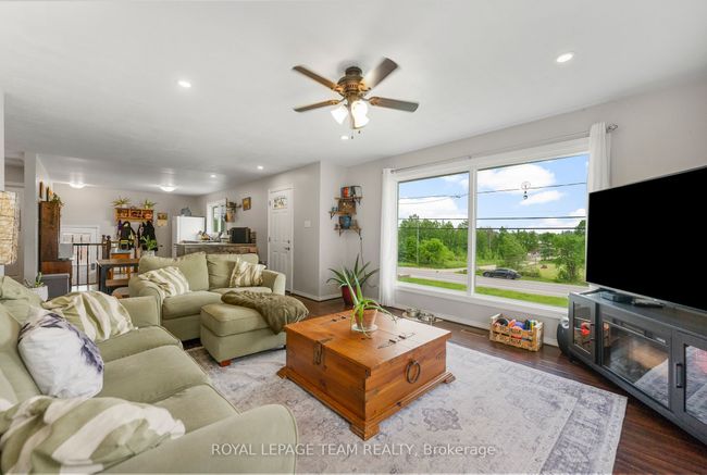 4872 Calabogie Rd, House other with 3 bedrooms, 1 bathrooms and 3 parking in Calabogie ON | Image 5