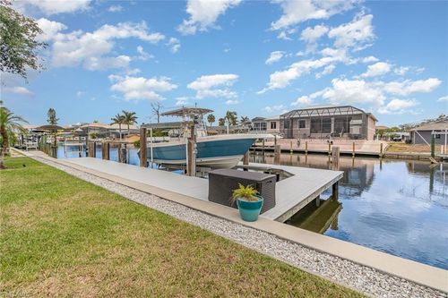 4818 Regal Dr, Bonita Springs, FL, 34134-3925 | Card Image