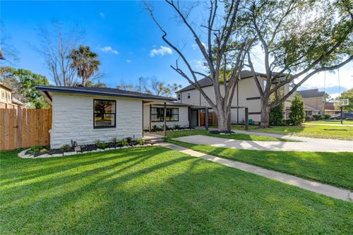 3221 Durhill St, Houston, TX, 77025-4307 | Card Image
