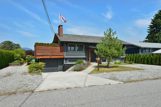 5672 Osprey Street, House other with 4 bedrooms, 3 bathrooms and null parking in Sechelt BC | Image 39